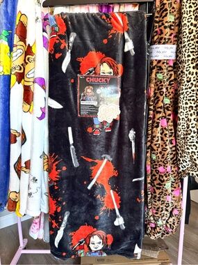 Chucky Plush Throw Blanket - Black & Red Horror Design